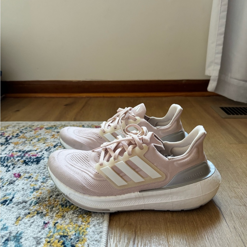 Adidas Ultraboost Sneakers